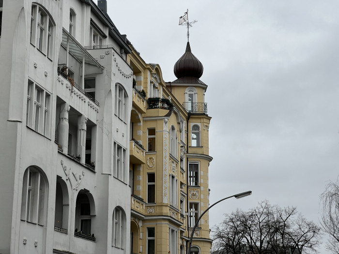 Auch das Teleobjektiv des iPhone 13 Pro Max vergrößert dreifach. (Bild: Tobias Költzsch/Golem.de)